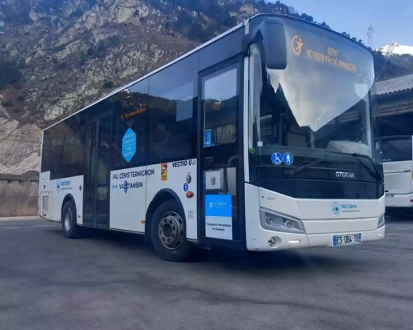 Refuge du Lac Blanc en Vanoise - Shuttle access Bus Termignon Refuge du Lac Blanc en Vanoise - Shuttle access Bus Termignon